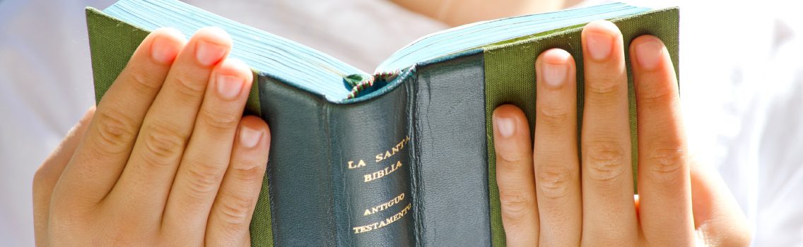 Dios guarda silencio, pero…